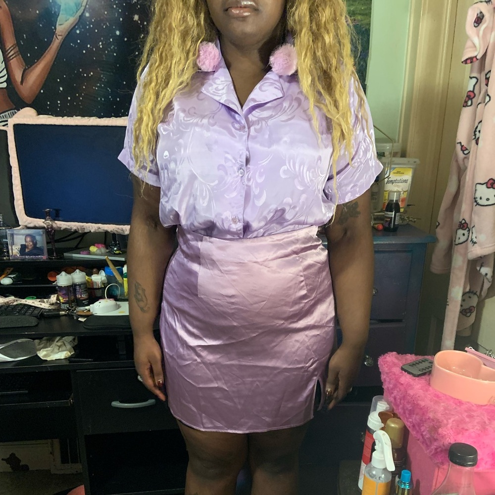 vintage blouse lavender satin button up - Picture 2 of 9